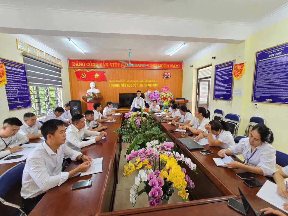 HỘI NGHỊ VIÊN CHỨC NĂM HỌC 2025-2026